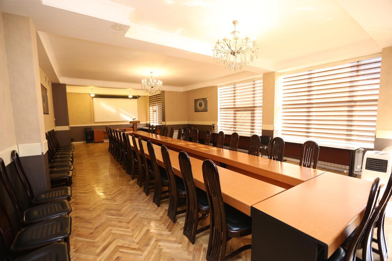 Irshad Hotel Баку Екстер'єр фото