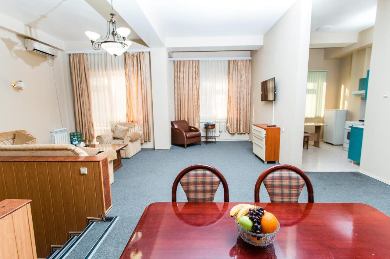 Irshad Hotel Баку Екстер'єр фото